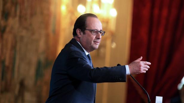 Hollande: Mehr Angriffe gegen den IS.