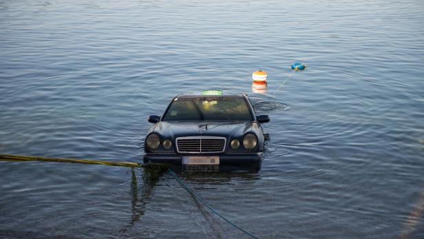 Erneut gestohlenes Taxi in Linzer See entdeckt