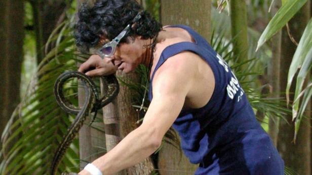 Erster Erfolg: Schlagerbarde Costa Cordalis wurde 2004 von den Zusehern zum ersten deutschen Dschungelkönig gekürt.