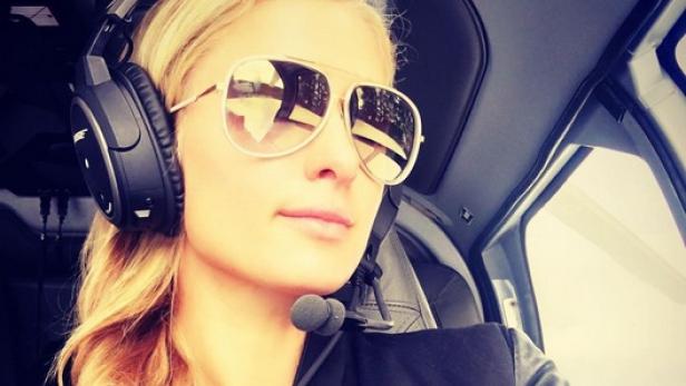 Paris Hilton jettete mit Hubschrauber in die Steiermark.