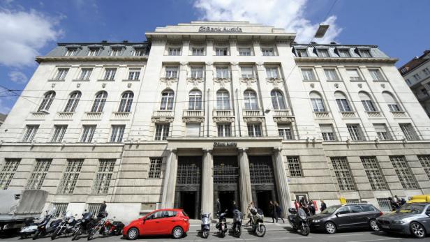 WIEN: BANK AUSTRIA ZENTRALE IN DER SCHOTTENGASSE
