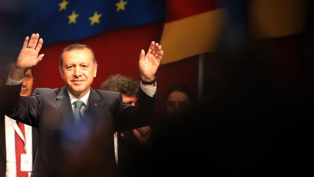 Recep Tayyip Erdogan wird in der Albert-Schultz-Halle auftreten.