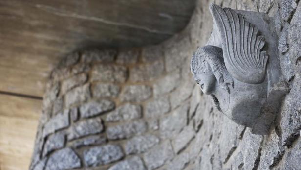 Bilder aus "Art for Peace" von Lois Lammerhuber