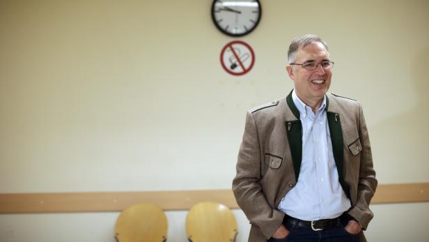 FORTS. PROZESS GEGEN EU-ABGEORDNETEN EWALD STADLER Früher FPÖ, jetzt REKOS - und vor Gericht: Ewald Stadler.