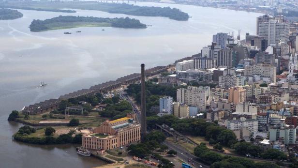 Stadt am Wasser: Porto Alegre liegt am Zusammenfluss mehrere mittelgroßer Flüsse.