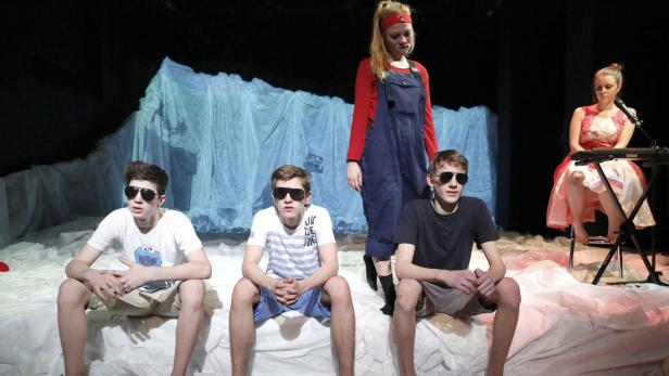 JugendTheaterTreffen der Jungen Burg, A free porn version of love von Simon Windisch, TaO! (Theater am Ortweinplatz, Graz)
