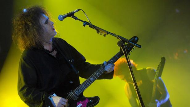 Frequency: The Cure gesellen sich zu Placebo