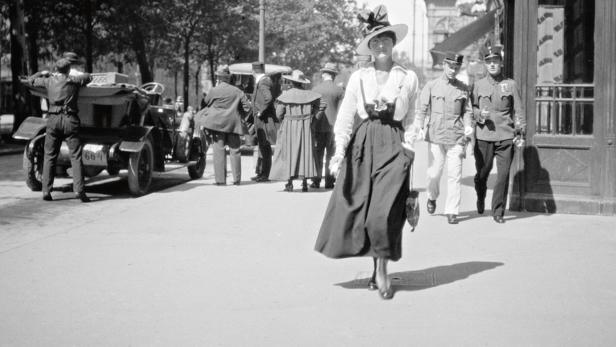 Laufsteg der Gesellschaft