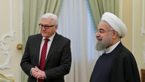 Irans Präsident Hassan Rohani (re.) mit Außenminister Frank-Walter Steinmeier