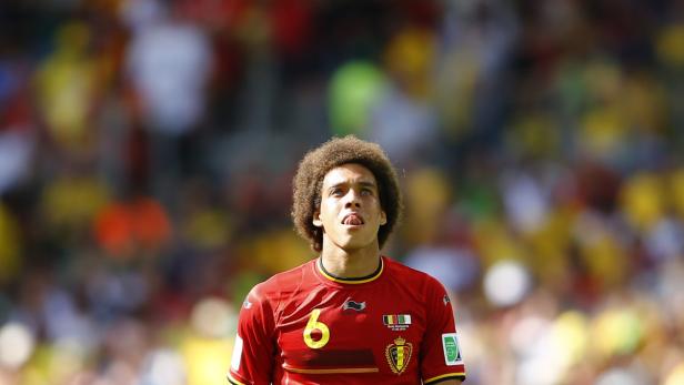Belgium's Axel Witsel looks up during the 2014 Wor Gesetzt: Axel Witsel ist nach einem folgenschweren Foul und einer Hetzjagd gegen ihn mental gestärkt.