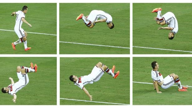 Das Rekordtor war Miroslav Klose sogar einen riskanten Salto wert. Nach seinem 15. Fußball-WM-Treffer und der eingestellten Bestmarke des Brasilianers Ronaldo versuchte der deutsche Teamspieler wie in besten Zeiten abzuheben - und landete nach dem 2:2-Ausgleichstreffer gegen Ghana ziemlich hart auf dem Hosenboden.