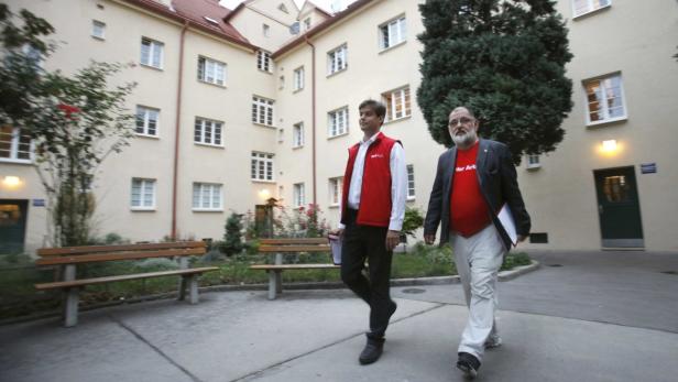 Gegen-Offensive: Ronald Schlesinger und Herbert Schweiger unterwegs durch eine einst unagenfochtene Hochburg der Sozialdemokratie