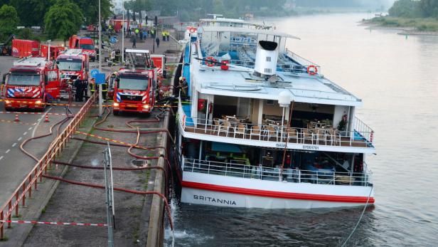 Große Mengen Wasser drangen in kurzer Zeit in die „Britannia“. Bei der Evakuierung hatte das Kreuzfahrtschiff bereits leichte Schieflage.