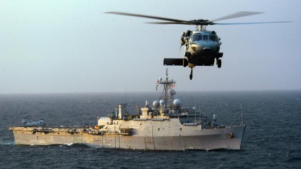 Würde das US-Kriegsschiff USS Ponce umgebaut, könnte sie als Basis für Schnellboote und Helikopter dienen.