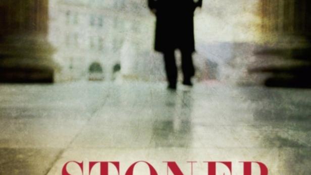 Das Cover des Romans „Stoner“ von John Williams zeigt eine Silhouette vor einem Gebäude.