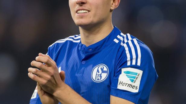 Vor einer Woche wurde Alessandro Schöpf beim 2:0-Sieg Schalkes in Darmstadt in der 89. Minute eingewechselt. Gegen Wolfsburg bekam der U21-Teamspieler ab der 80. Minute die Chance zu zeigen, was er drauf hat - und nützte diese prompt. Schöpf stellte nach einem Konter von der Strafraumgrenze den 3:0-Endstand her. Es war sein erstes Bundesliga-Tor. Glückwunsch!