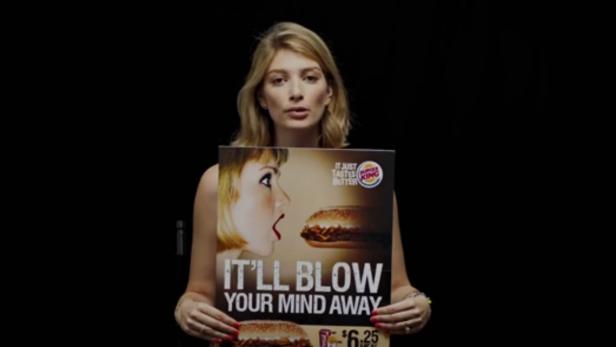 Dieser Videoclip zeigt, wie sexistisch Werbung ist