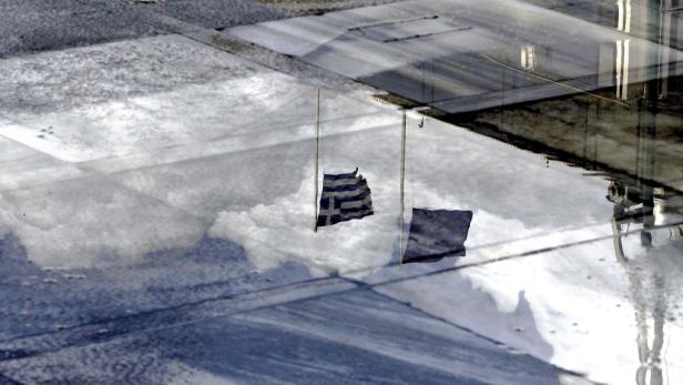 Kein Geld: Griechen warnen vor Finanz-Engpass