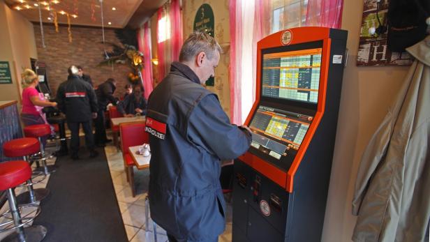 Die Glücksspilbranche will mehr statt weniger Spielautomaten aufstellen.