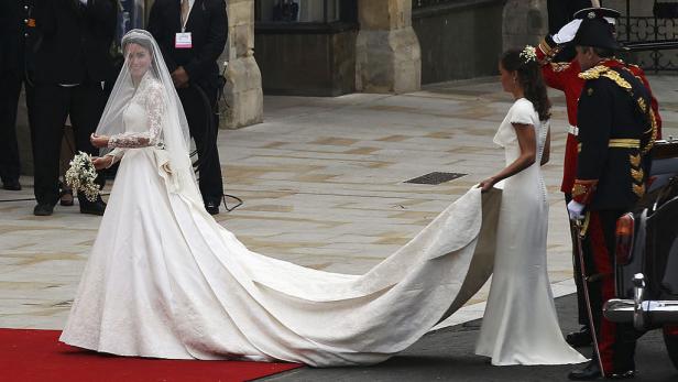 War Hochzeitskleid von Herzogin Kate eine Kopie?