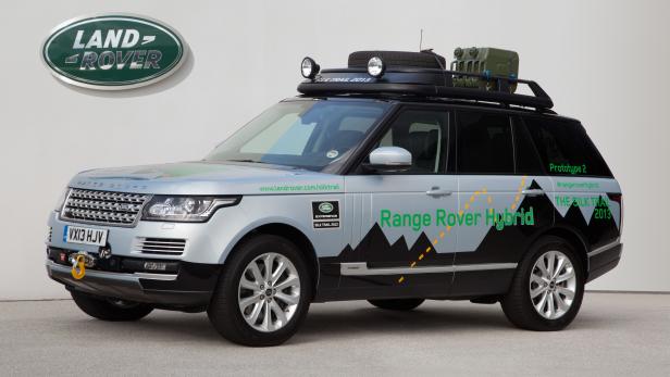 Der Hybrid-Antrieb verhilft dem Range Rover zu Fahrleistungen von 218 km/h Spitze und weniger als 7 Sekunden von 0 auf Tempo 100. Der Normverbrauch liegt bei 169g/km CO2