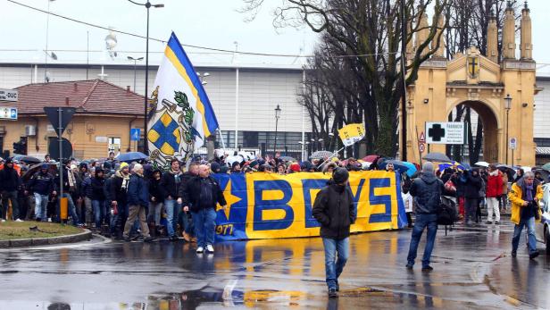 Die Fans des italienischen Klubs protestierten, weil das Stadion geschlossen blieb.