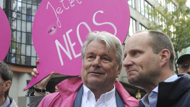 Neos-Chef Strolz (re.) und der pinke Minister-Kandidat Haselsteiner