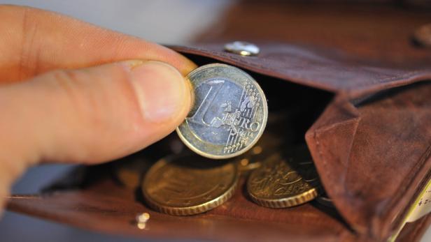 Jeder Dritte denkt, Sparpaket kostet ihn 600 € im Jahr