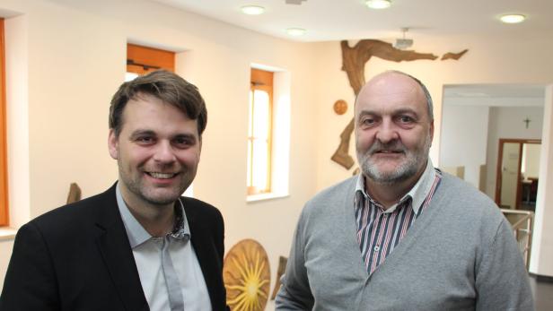 Junger Stadtchef Lukas Michlmayr, 28, mit Gottfried Schwaiger – seit 1995 Stadtamtsdirektor