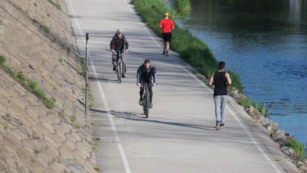 Viele Elektro-Fahrräder in Wien unterwegs