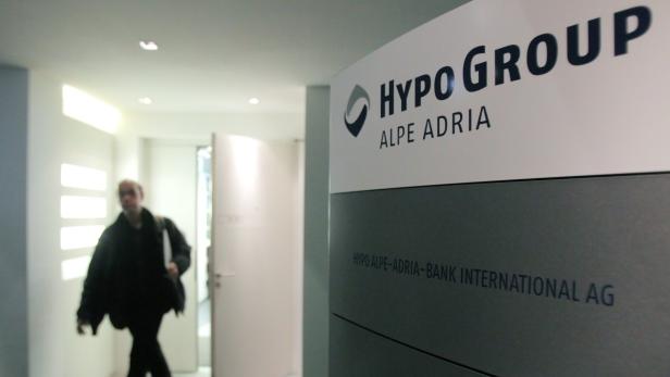 Die Hypo-Alpe-Adria-Bank wird bald nicht mehr international sein: Das Balkan-Geschäft wird verkauft.