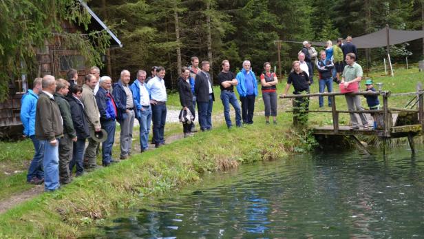 Exkursion zu den Teichanlagen im Mendlingtal belegte das große Interesse