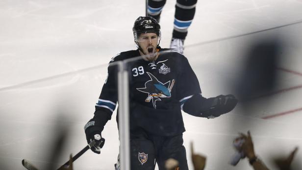 Logan Couture reift in San Jose immer mehr zur Führungspersönlichkeit. Mit Joe Thornton und Patrick Marleau stehen ihm altbewährte Kräfte zur Seite.