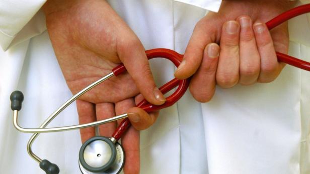 Krankenkasse betrogen: Wiener Arzt verurteilt