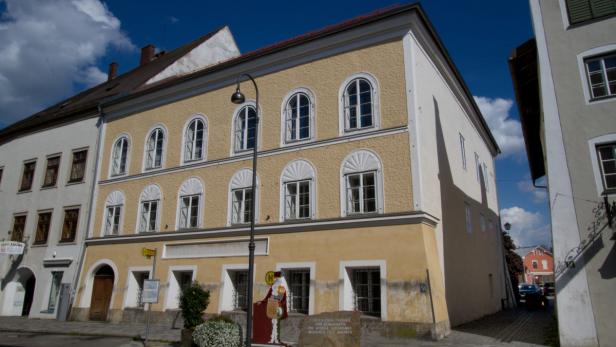 Das Geburtshaus von Adolf Hitler in der Salzburger Vorstadt in Braunau steht seit drei Jahren leer.