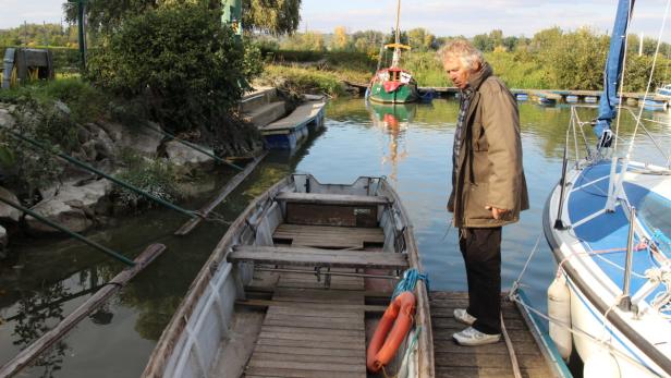 Beim Segelbootclub Krems wurden Außenbordmotoren gestohlen.