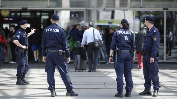 Polizei am Wiener Praterstern