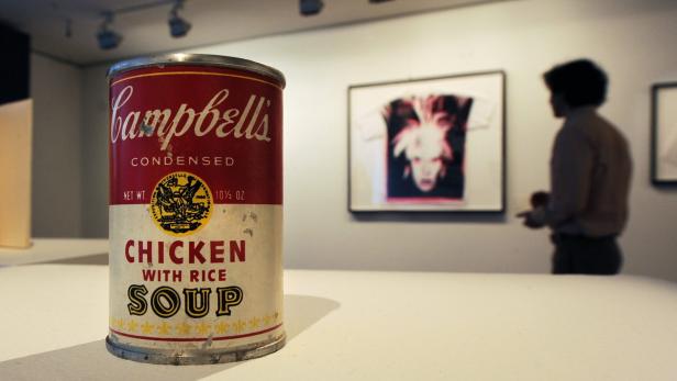 Andy Warhols Kunst brachte am meisten Geld.