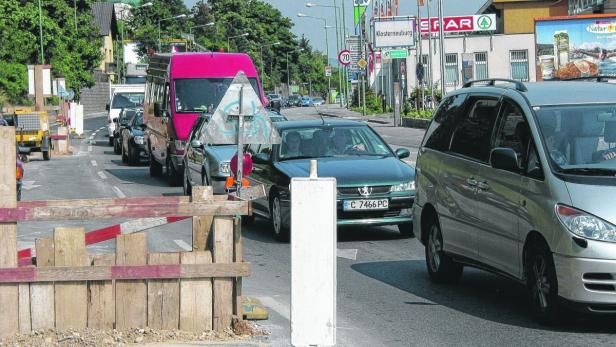 Betriebe stöhnen: Stau wie vor der Umfahrung