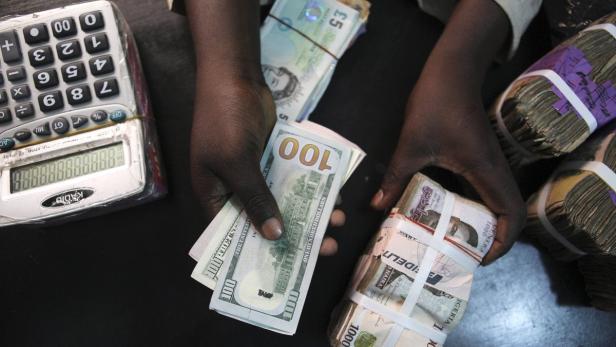 Wechselstube in Lagos, Nigeria: Betrügerische Unterbewertung der Gewinne auf Kosten der afrikanischen Staaten.