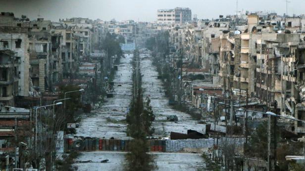 Blick auf die vom Krieg zerstörte Stadt Aleppo.