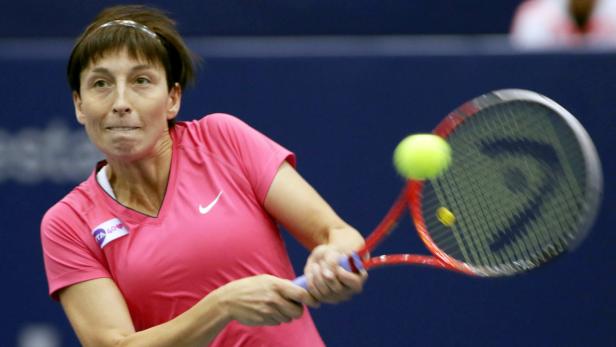 Nummer 52: Yvonne Meusburger erlebt mit 30 Jahren ihren ersten Tennis-Frühling – auch, wenn sie in Linz früh scheiterte.