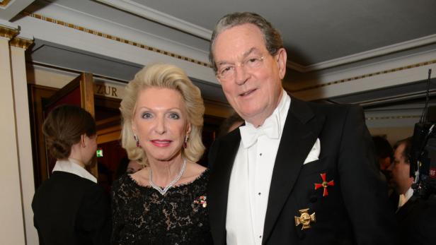 Maria-Elisabeth Schäffler und ihr Ehemann Jürgen Thumann beim Opernball 2014