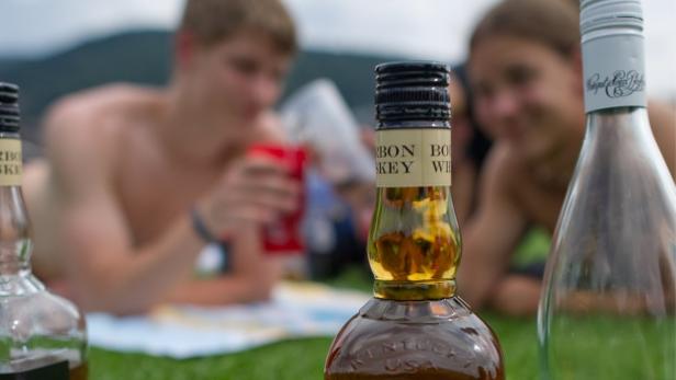 Schüler trinken seltener und weniger Alkohol als noch vor zehn Jahren.