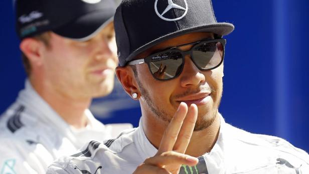 Mercedes-Power: Hamilton (vorne) war schneller als Rosberg.