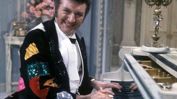 Liberace: Junge Männer, Drogen & viel Glamour