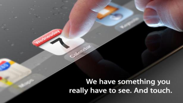 Ein Finger tippt auf das Kalendersymbol auf einem Tablet.