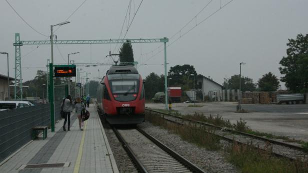 Kupferdiebe legten Bahnstrecke Neusiedl-Pamhagen lahm