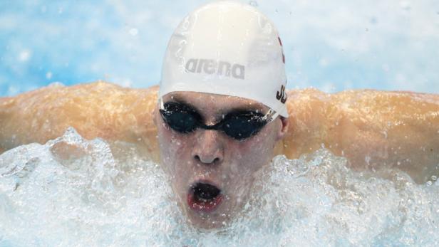 Dinko Jukic auf der Schmetterling-Lage. Schwimmen: Jukic besiegt Rogan