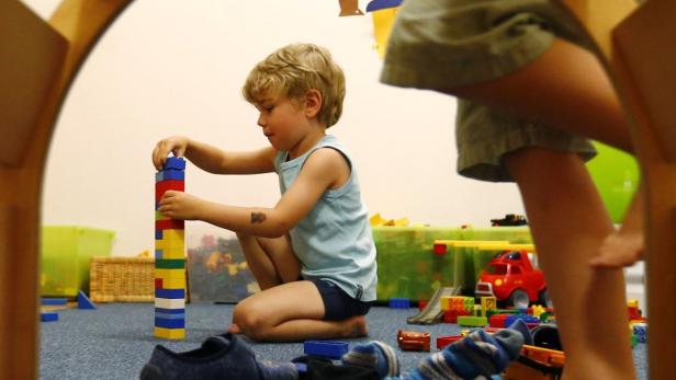 Chaos im Kindergarten: Noch immer gebe es kein zentrales Anmeldesystem, kritisiert das Kontrollamt